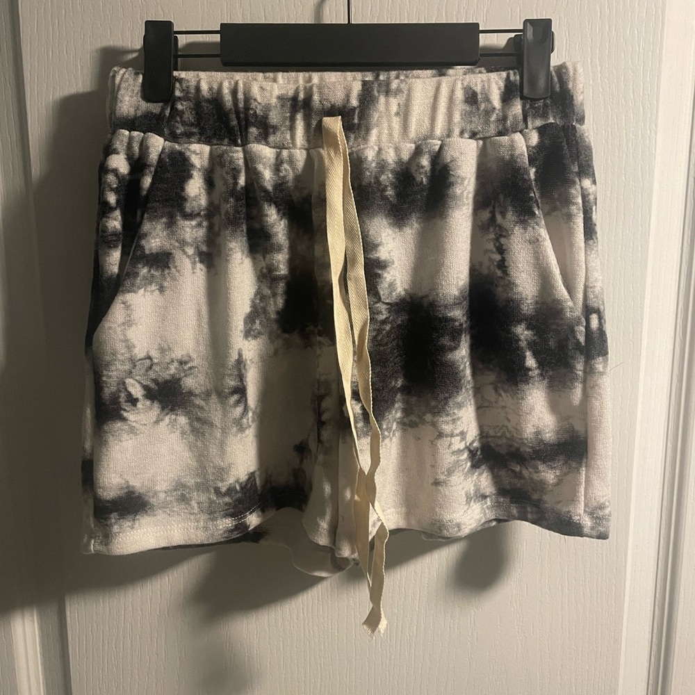 boutique Tie-Dye Black and Ivory Women's Lounge or Activewear Shorts, Medium - Picture 1 of 6